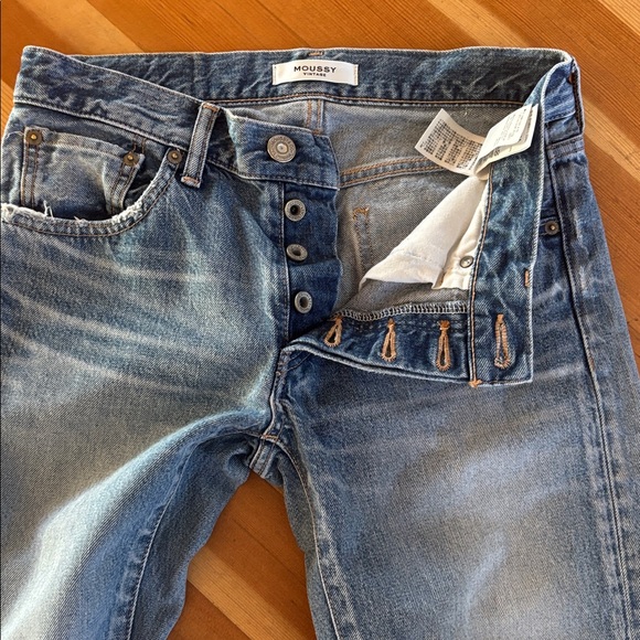 Moussy Light Blue buttonfly Jeans - Picture 3 of 9